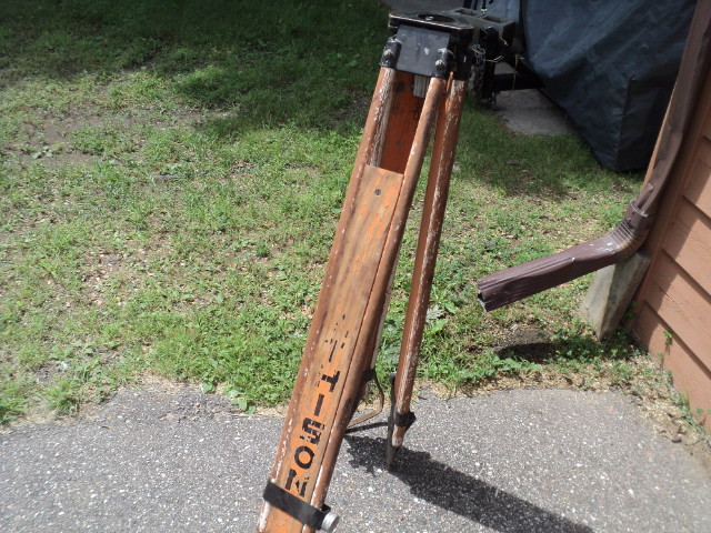 lot 152 image: Vintage wiid tripod with adjustible...