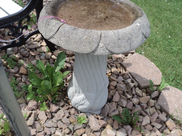 lot 157 image: Cement bird bath...