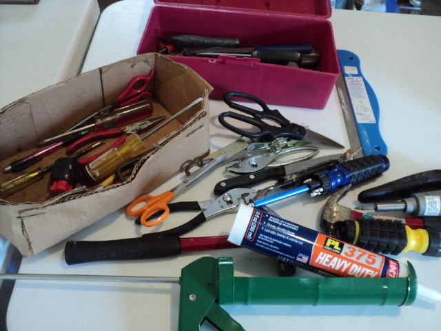lot 170 image: Lot of assorted hand tools...