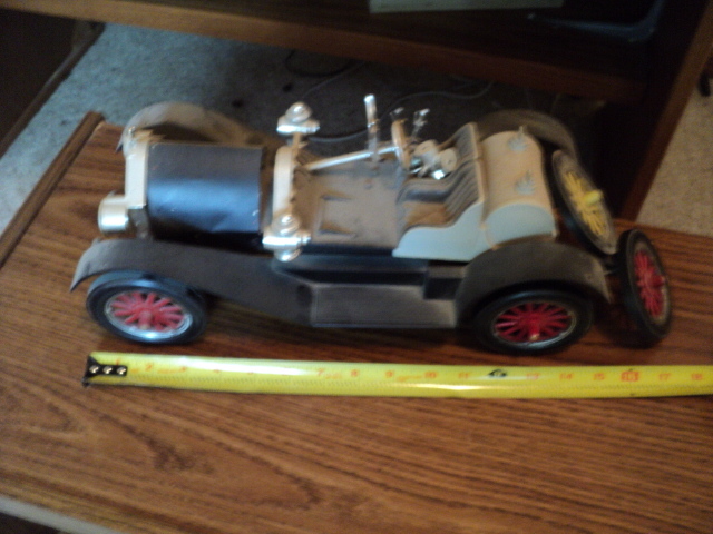 lot 210 image: Stitz car replica...