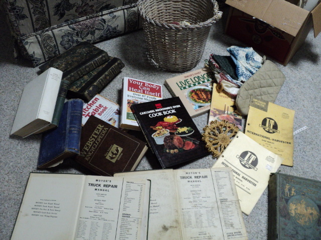 lot 272 image: Lot of books, Older Automotive, his...