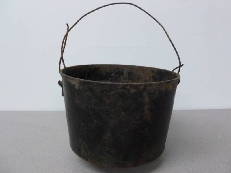 Vintage Cast Iron Kettle