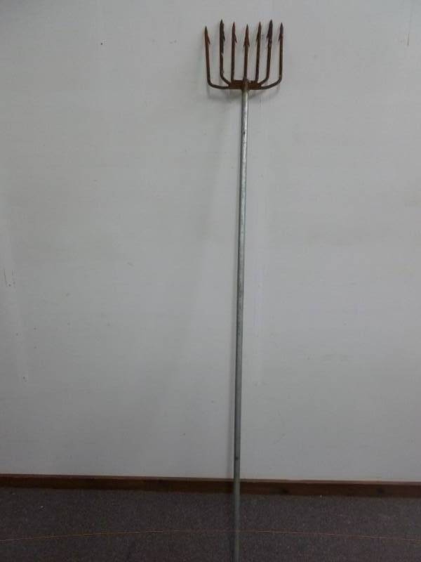 Darkhouse Spear