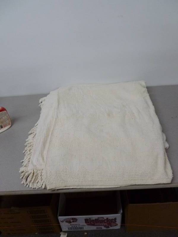 Vintage Chenille Bedspread