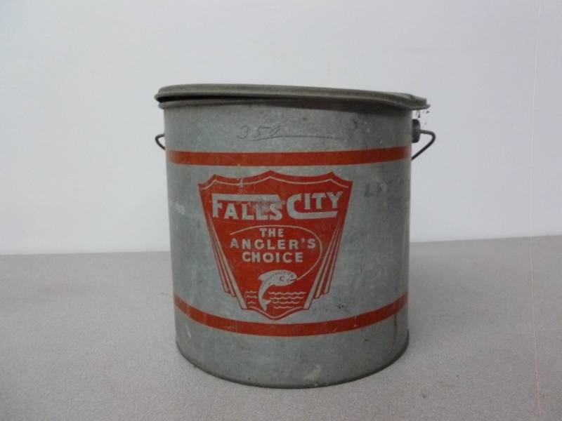 Vintage Minnow Bucket