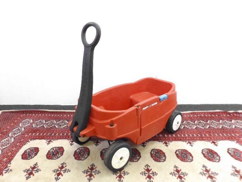 lot 17 image: 2-Seat Radio Flyer Wagon