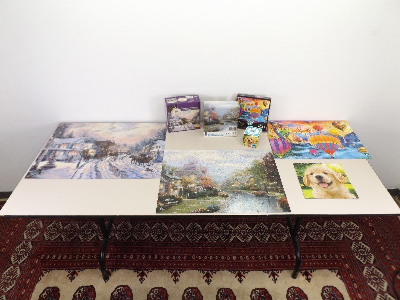 lot 21 image: 4 Complete Jigsaw Puzzles