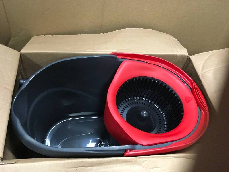 lot 56 image: O Cedar Easy Wring Spin Mop