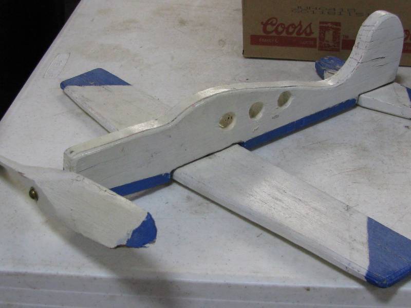lot 3 image: Wood Airplane