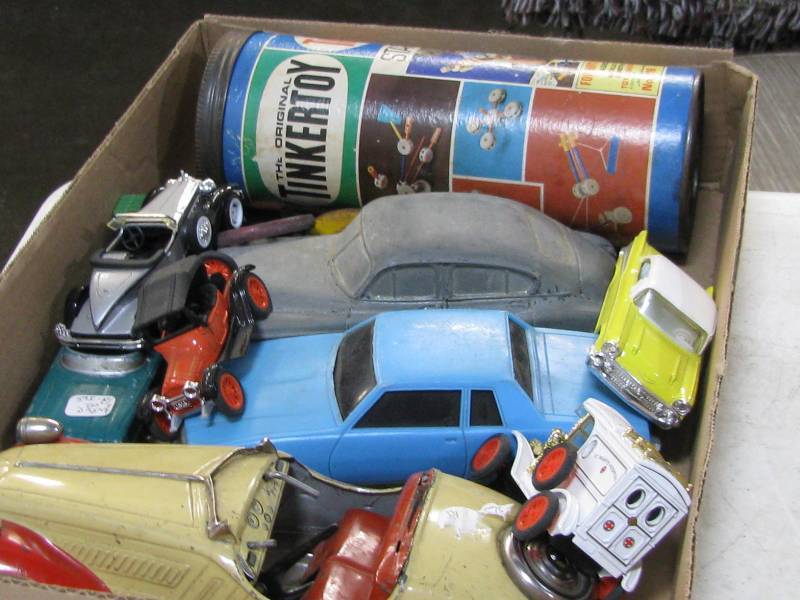 lot 6 image: Metal Toy Cars