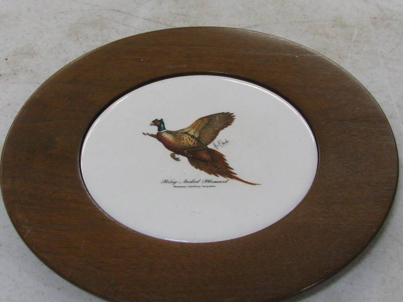 lot 26 image: Rosemeade Les Kouba Pheasant Plate