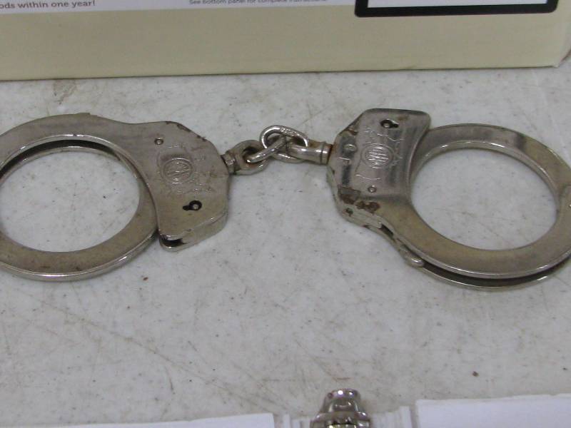 lot 46 image: Hand Cuffs
