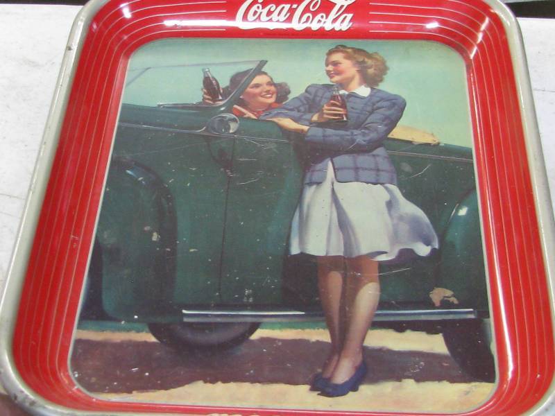lot 104 image: Coca Cola Tray