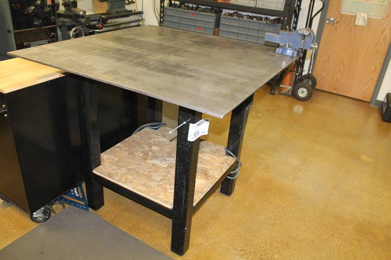 lot 301 image: Metal welding table.