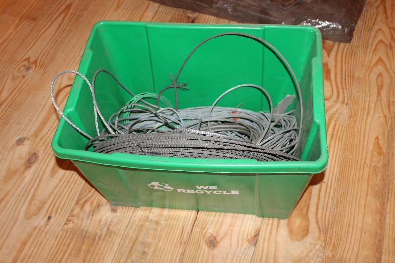 lot 365 image: Lot of steel cable.
