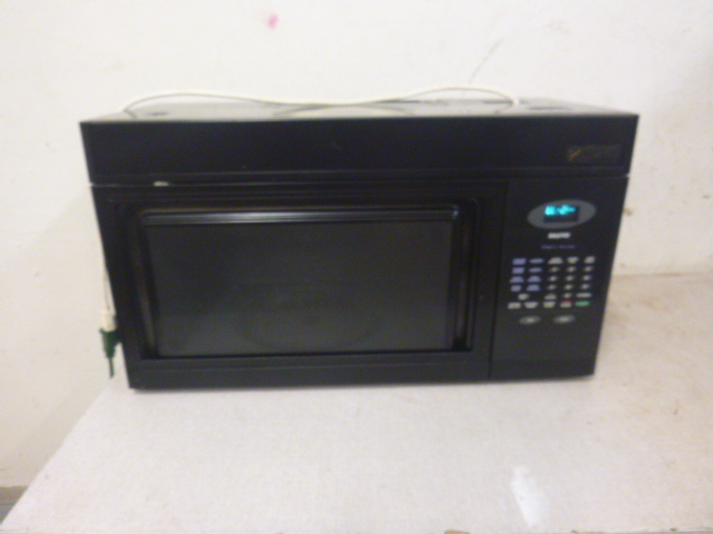 Sanyo Direct Access Microwave