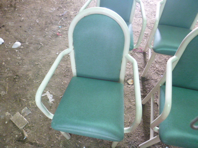 6 Restaurant Chairs