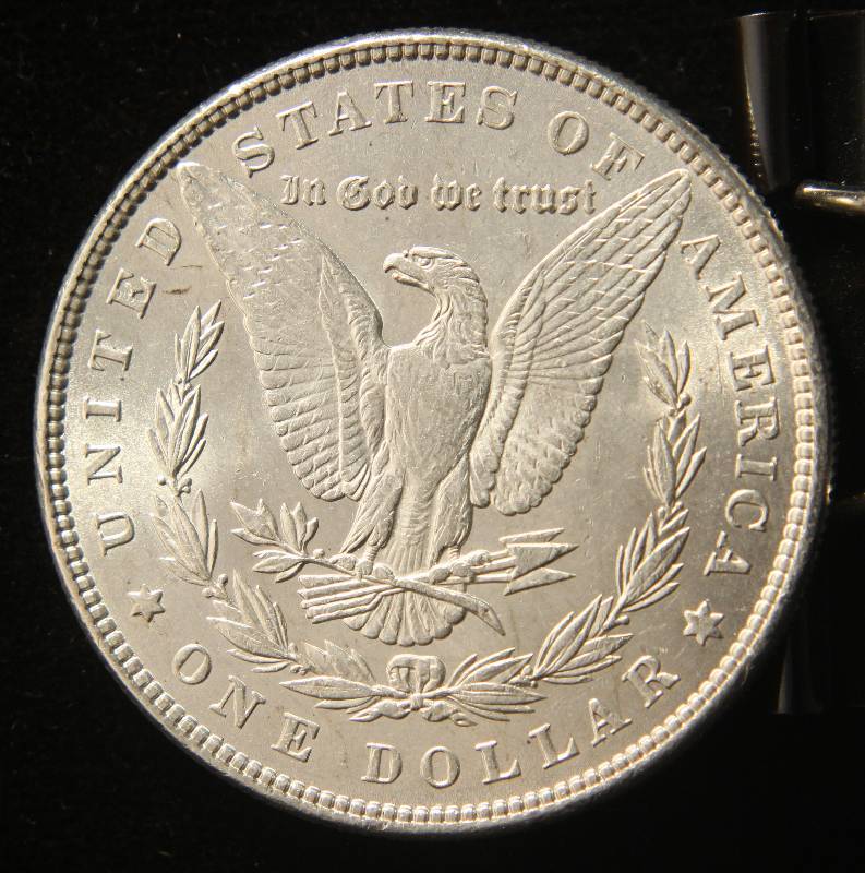 lot 06 image: 1886 MORGAN SILVER DOLLAR UNC