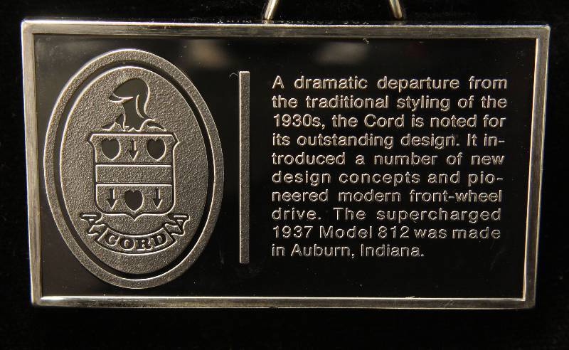 lot 32 image: VINTAGE 1937 CORD 1000 GRAINS (2.08 TROY OZ) STERLING SILVER BAR