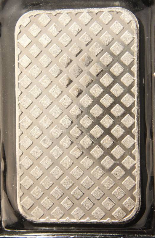 lot 49 image: 1 TROY OZ. .999 FINE SILVER BAR MORGAN DOLLAR DESIGN