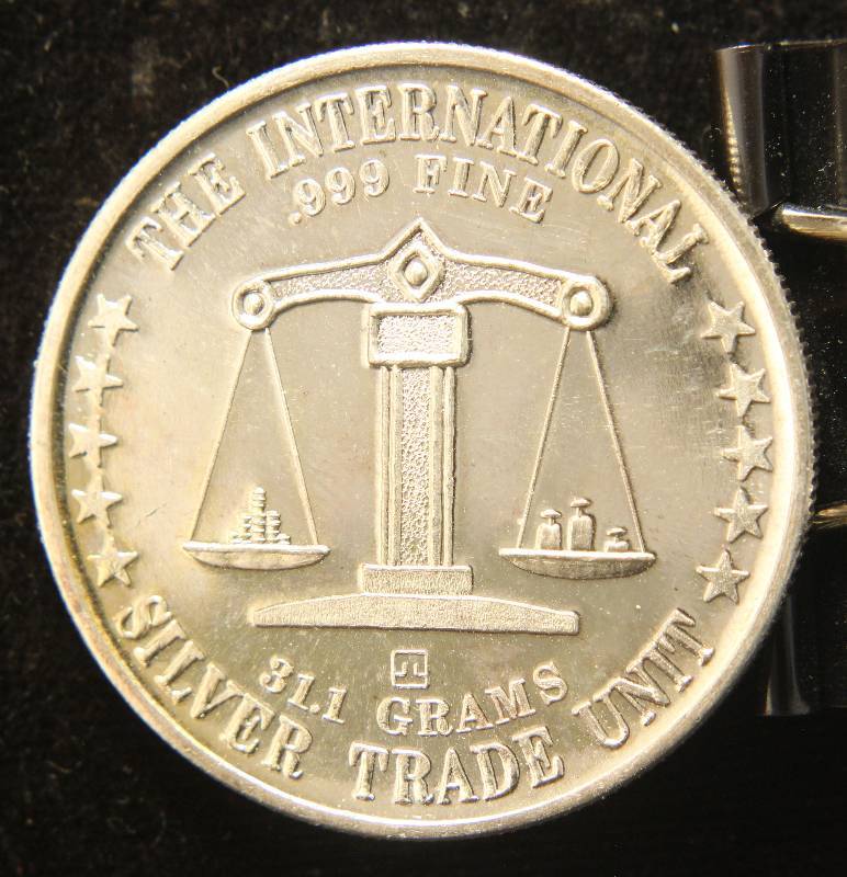lot 82 image: 1 TROY OZ. .999 FINE SILVER VINTAGE TRADE UNIT