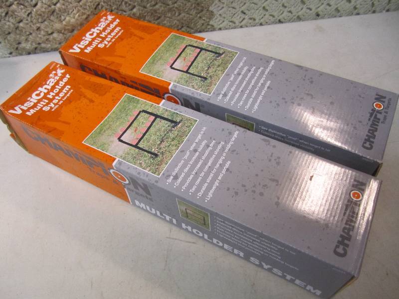 lot 4 image: 2 Champion Traps and Targets VisiCh...