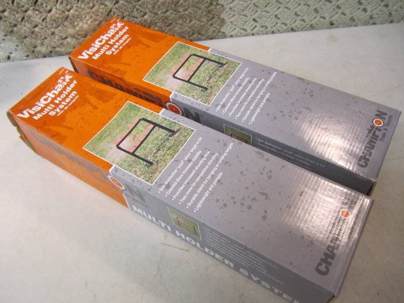 lot 5 image: 2 Champion Traps and Targets VisiCh...
