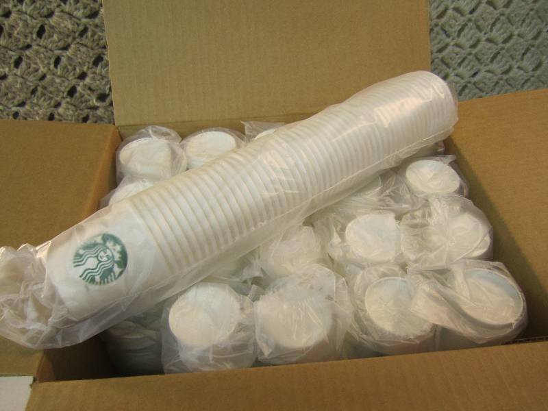 lot 7 image: Case of 1000 4 ounce Hot Drink Cups...