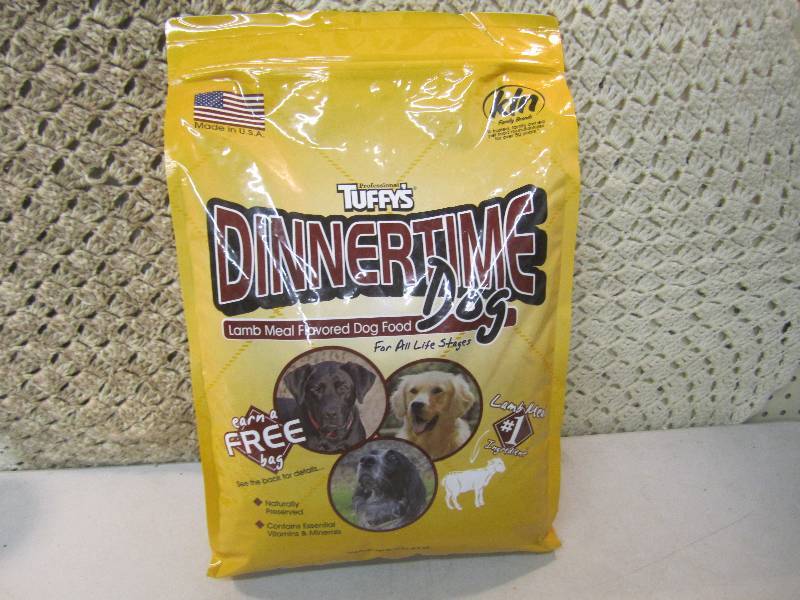 lot 65 image: 15 Pound Bag of Dog Food Best by Se...