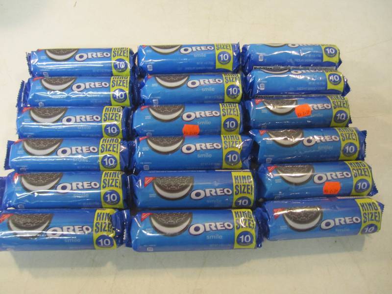 lot 139 image: 18 King Size Packs of Oreo Cookies ...