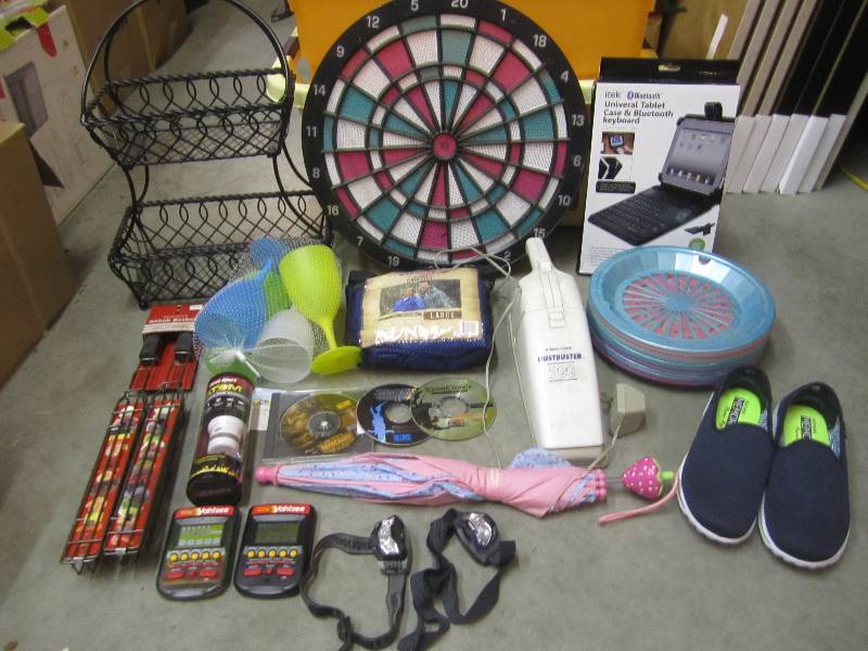 lot 184 image: Large Lot of Misc in a Plastic Tote...