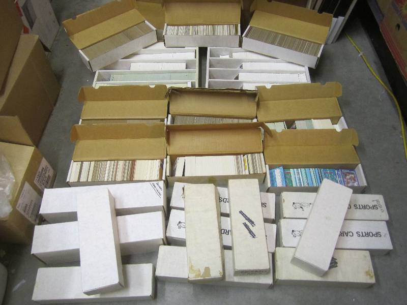 lot 188 image: Huge Lot of Sports Cards Scanned th...