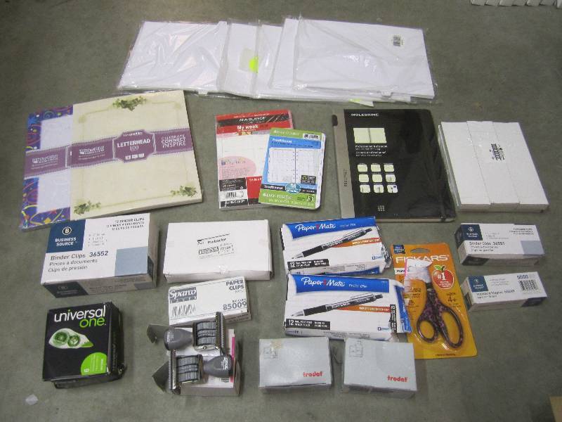 lot 189 image: Lot of Misc Office Supplies  D-2...
