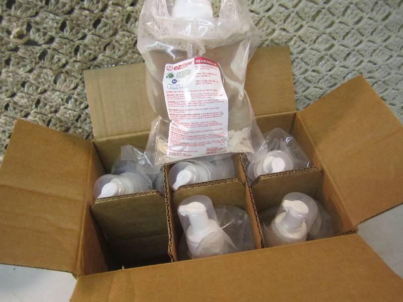 lot 200 image: Case of 6 EZ Foam Luxury Hand Soap ...