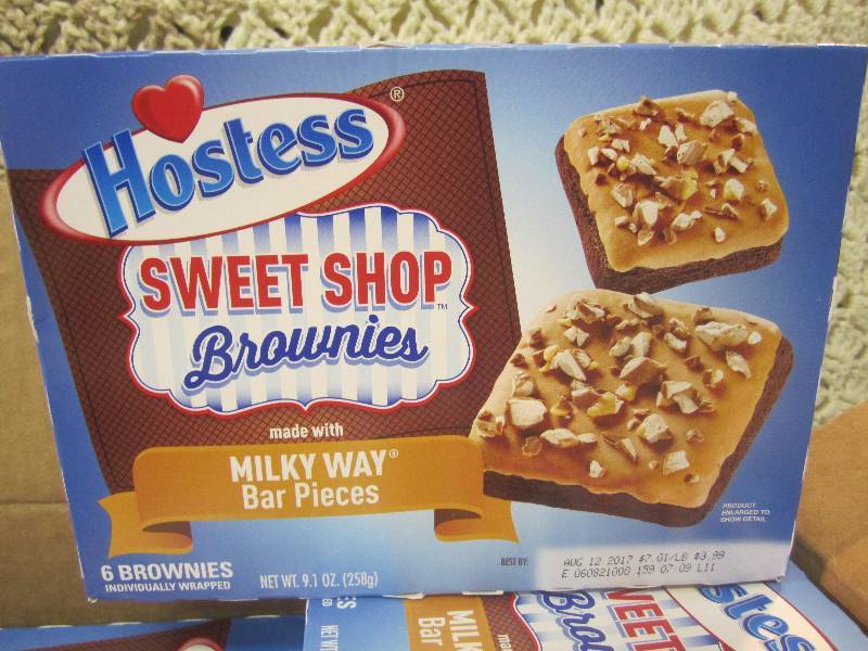 lot 276 image: 2 Cases of Hostess Sweet Shop Browm...