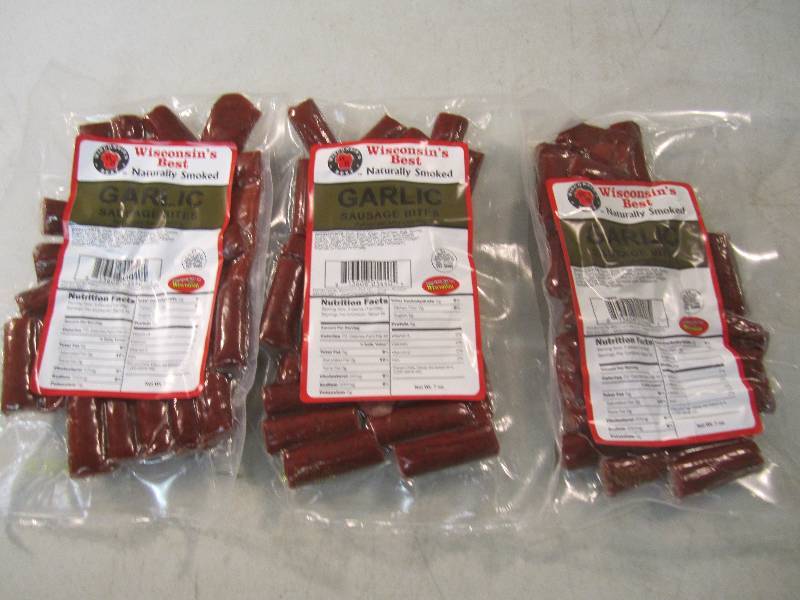 lot 285 image: 3 Packs of Wisconsins Best Smoked ...