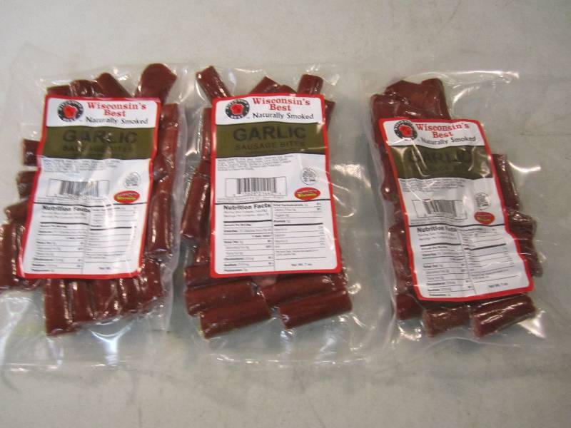 lot 286 image: 3 Packs of Wisconsins Best Smoked ...