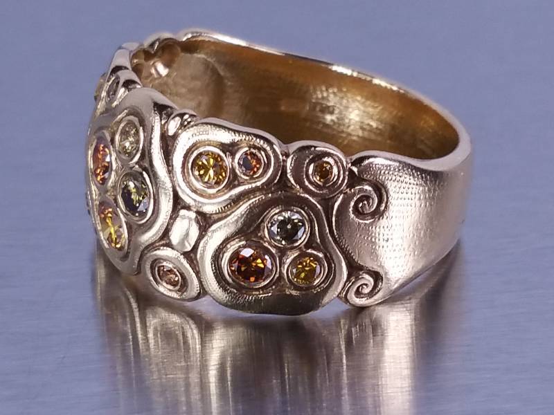 lot 4 image: Alex Sepkus Yellow & Orange Diamond Designer Ring 18k