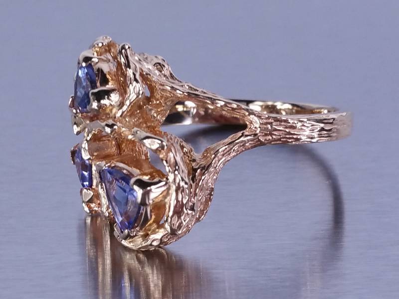 lot 25 image: Deep Natural Tanzanite Custom Estate Ring 14k