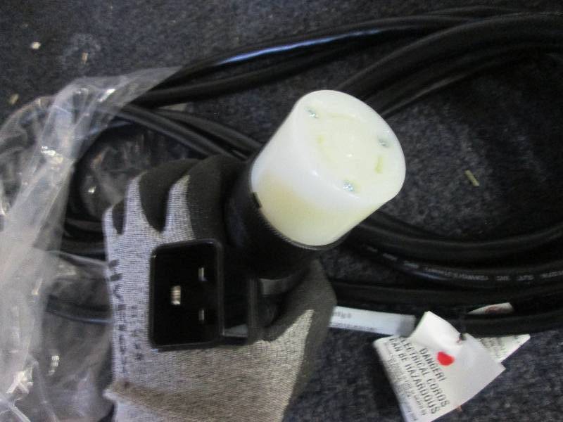 lot 37 image: powerfig 20A 250V 500W vable...
