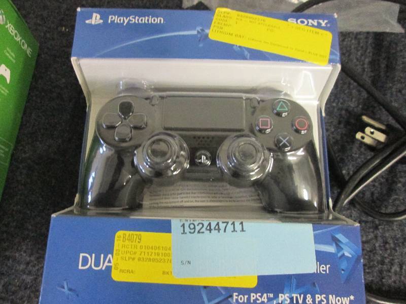 lot 45 image: PS4 controller...