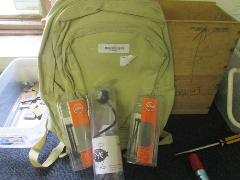 lot 75 image: canvas bagback army green  mobile ...