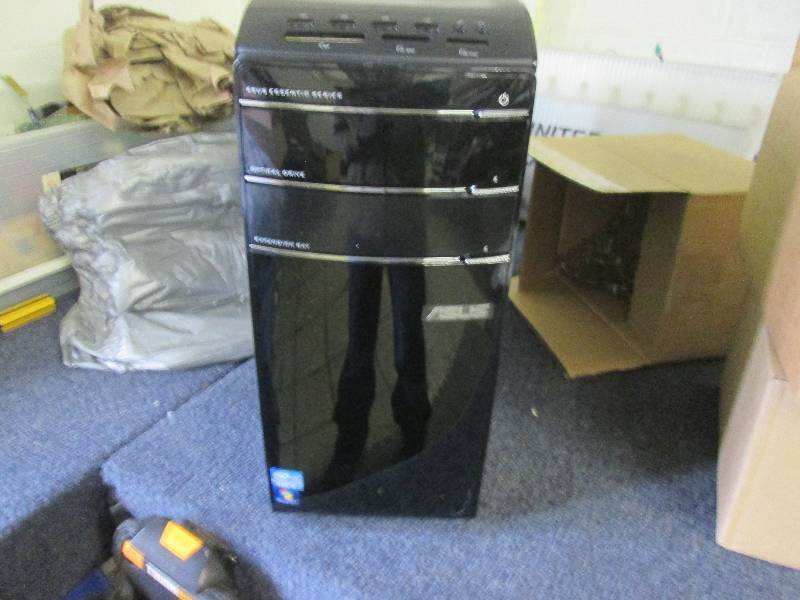 lot 92 image: asus pc case only...