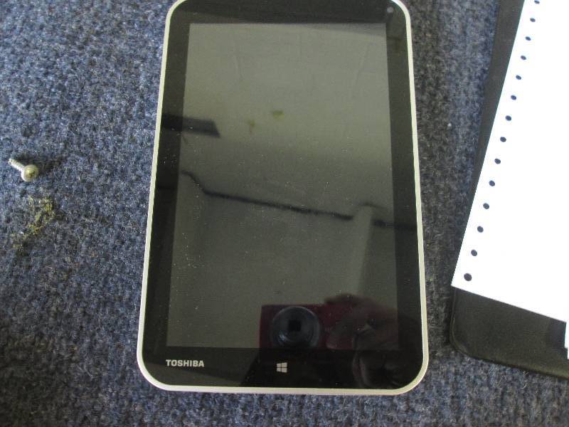lot 133 image: toshiba windows tablet untested...
