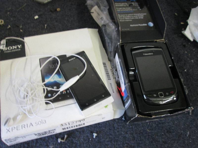 lot 185 image: blackberry tourch smartphone  and n...