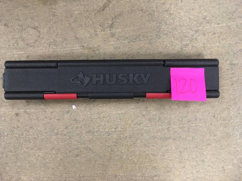 lot 120 image: Husky 5-80 ft. lbs. 38 in. Drive Digital Display Click Torque Wrench