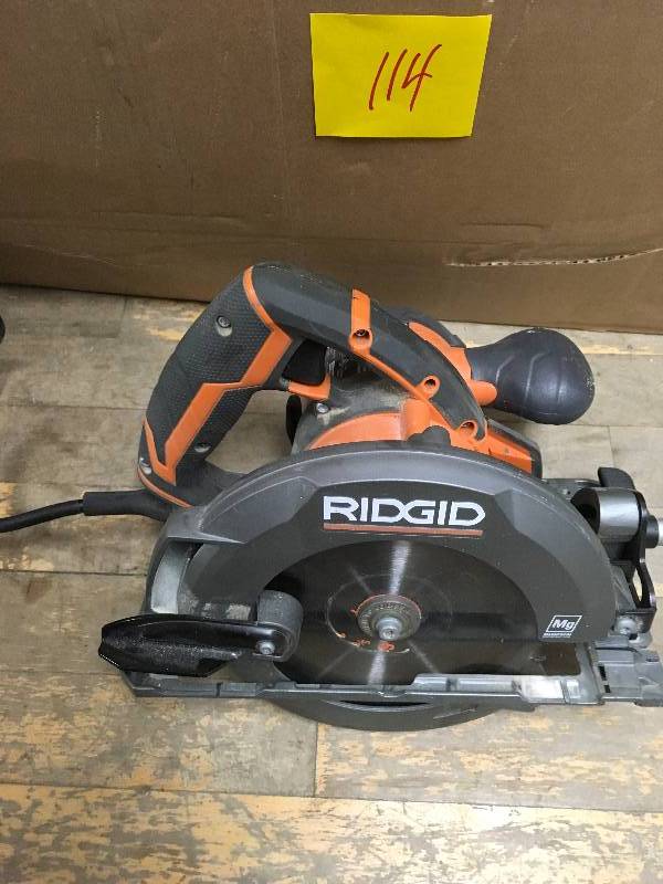 lot 114 image: RIDGID Fuego 12 Amp 6-12 in. Magnesium Compact Framing Circular Saw