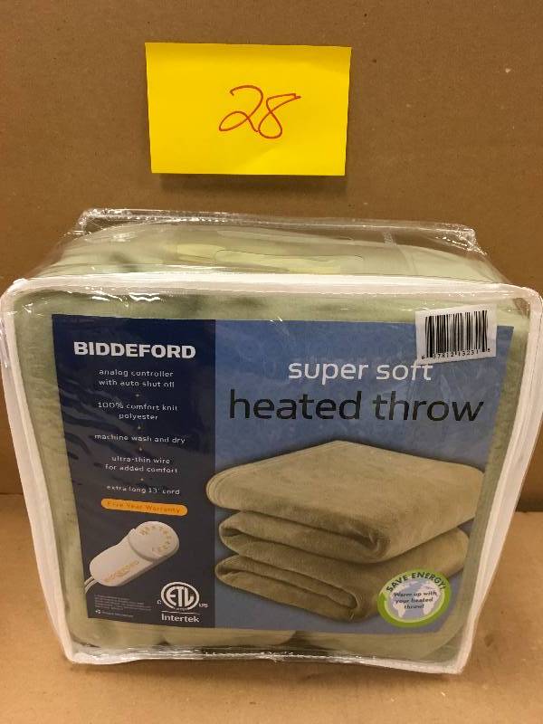 lot 28 image: BIDDEFORD BLANKETS  4440 Series Sage in color 1-Size 50 in. x 62 in. Comfort Knit Heated throw