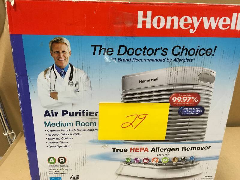 lot 29 image: HONEYWELL True HEPA 155 sq. ft. Allergen Remover Air Purifier