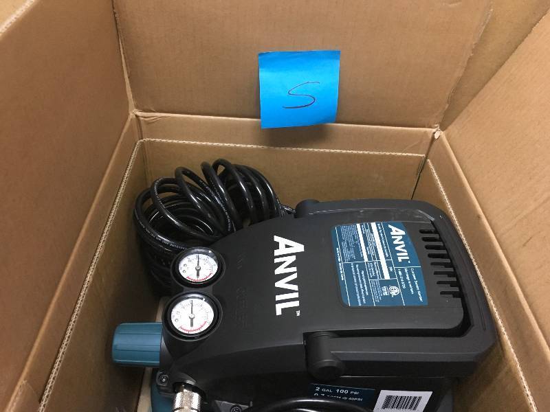 ANVIL 2G Pancake Air Compressor with 7-Pieces Accessories Kit